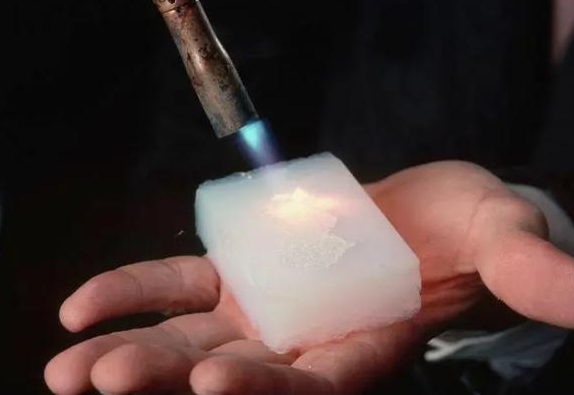 氣凝膠的熱導(dǎo)率為多少