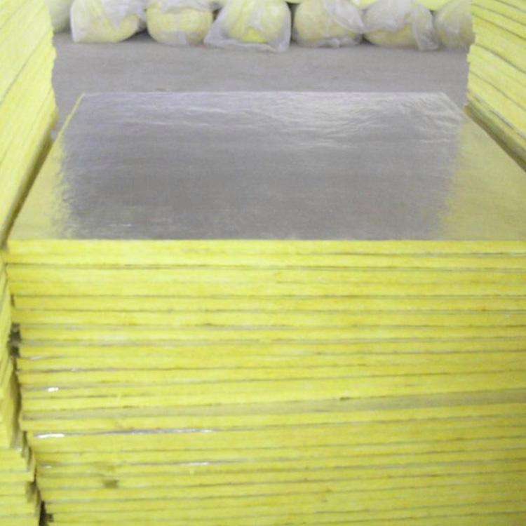 夾筋鋁箔離心玻璃棉的特點(diǎn)與用途